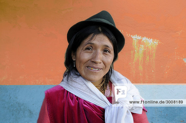 10856718  Ecuador  Indigenous woman  Quito city  portrait  smiling  hat  gold tooth  native  indio  natives  local  locals  woman  female