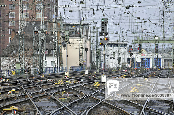 10857427  City of Cologne  Koln  North Rhine-Westphalia  Germany  Europe  Deutsche Bahn  DB  Railroad  Railway  Rail Tracks  Transport  Transportation  Switch  Switches  Hauptbahnhof  Central station