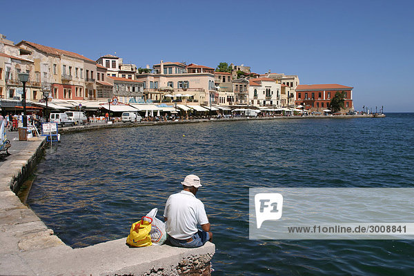 Fischereihafen Fischerhafen Europa Mann Stadt Chania Griechenland Mittelmeer