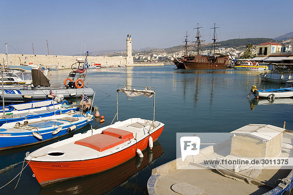 Port of Rethymno  Rethimnon  Crete  Greece  Europe