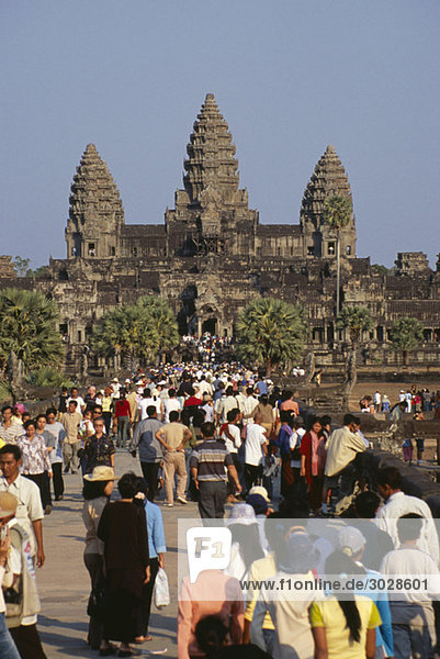 Cambodia  Siem Reap  Angkor Wat  Temple complex  tourists