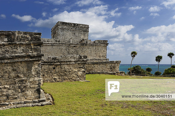 Gebäudekomplex in der Maya-Ruinenstätte von Tulum  Riviera Maya  Mexiko