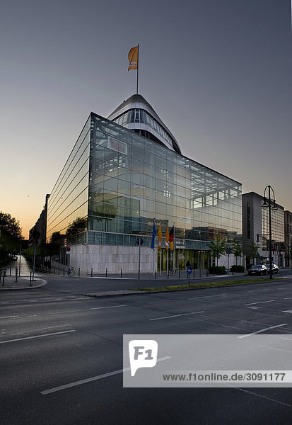 CDU-Hauptquartier  Bundesgeschäftsstelle der CDU im;Konrad-Adenauer-Haus; in der Klingelhöferstraße in Berlin Tiergarten  Berlin  Deutschland