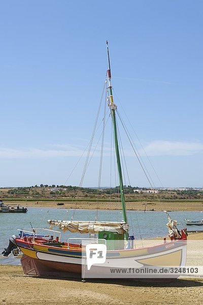 Fischerboot  Alvor  Algarve  Portugal