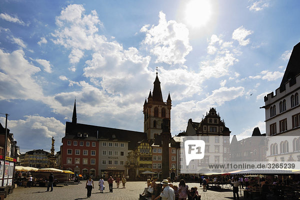 Germany  Rhineland-Palatinate  Treves  Marketplace  St. Gangolf Church in background