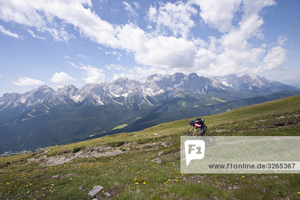 Italy  Dolomites  Mountainbiker  side view