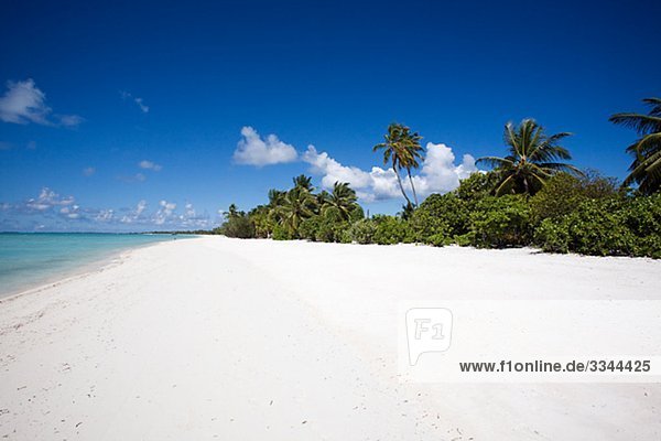 Eine Wüste Strand  der Malediven.