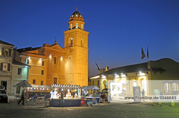 Nacht Kirche Bari Marken