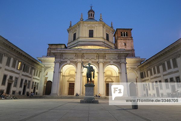 Italy  Lombardy Milan  Basilica di San Lorenzo Maggiore