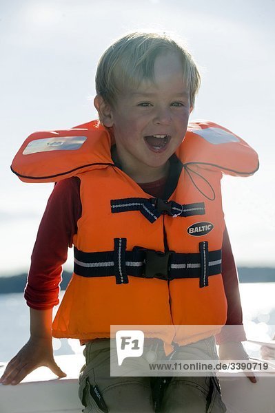 Portrait Junge - Person Boot Schweden