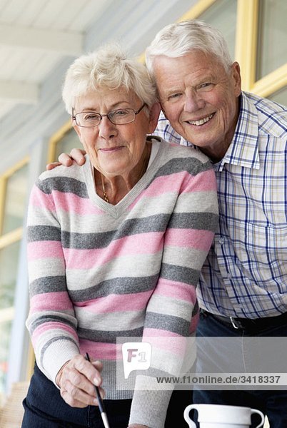 Ältere Paare zusammen
