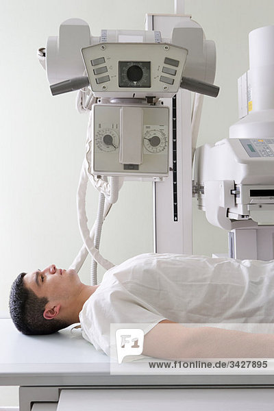 Patient und Röntgengerät