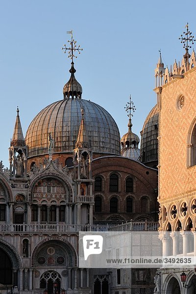 Markusdom und Dogenpalast  Venedig  Italien  Europa