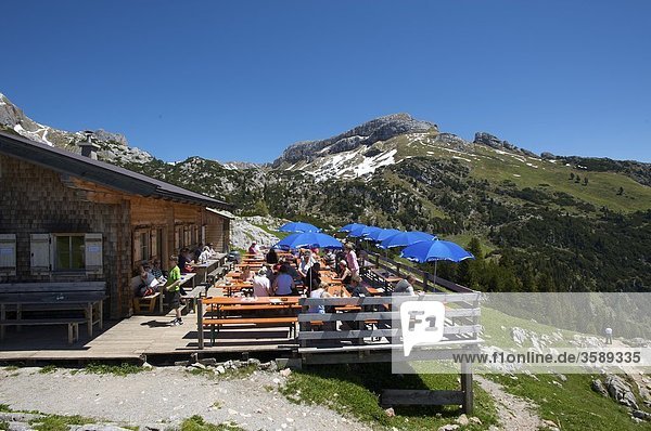 Berghütte am Gschöllkopf  Rofangebirge  Tirol  Österreich  Europa