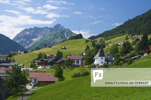 Hirschegg mit Widderstein  Kleinwalsertal  Vorarlberg  Österreich  Europa