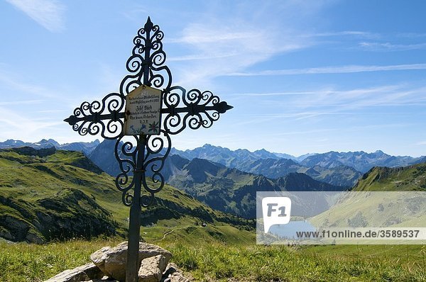 Seealpsee  Laufbacher-Eck-Weg  Nebelhorn  Allgäuer Alpen  Bayern  Deutschland  Europa