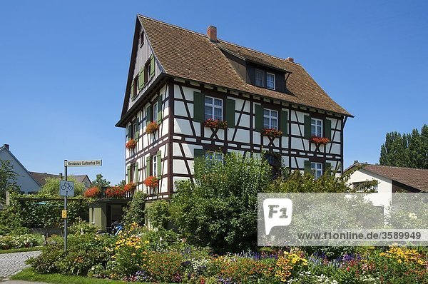 Fachwerkhaus  Insel Reichenau  Baden-Württemberg  Deutschland  Europa