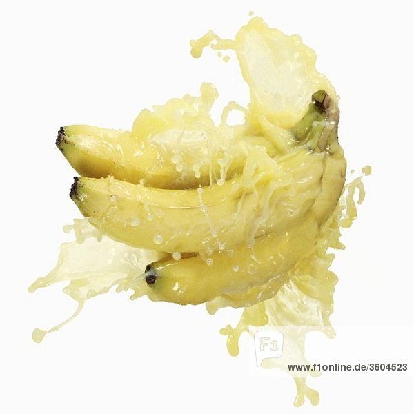 Bananen  umspült von Bananensaft