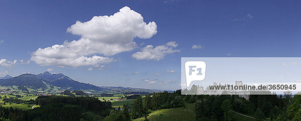Wolkenstimmung  Ostallgäu  Allgäu  Bayern  Deutschland  Europa