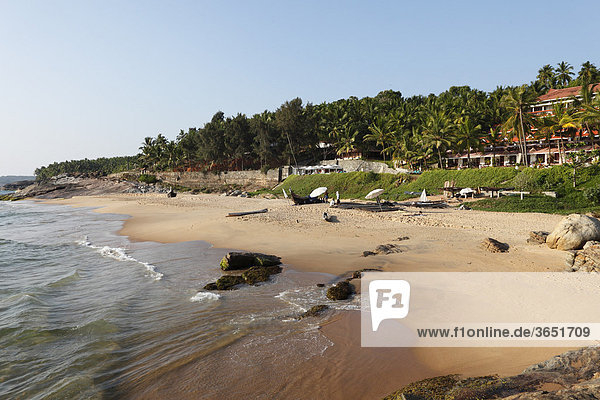 Strand südlich von Kovalam  Hotel Bethsaida Hermitage  Malabarküste  Malabar  Kerala  Südindien  Indien  Asien