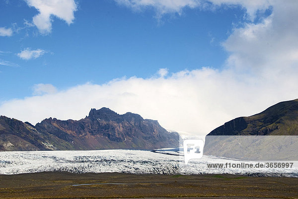Myrdalsjoekull glacier  glacier area  Skaftafell National Park  Iceland  Europe