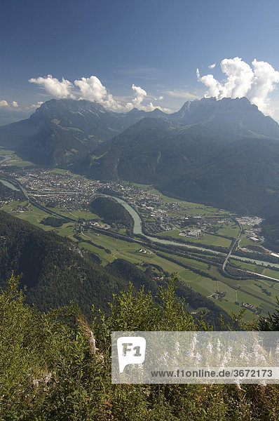 Blick vom Pendling Haus oder Kufstein Haus zwischen Kufstein und Thiersee auf das Inntal Tirol Österreich