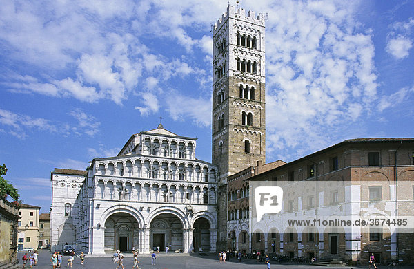 Facade in Romanesque style of dome S.Martino in Lucca Italy