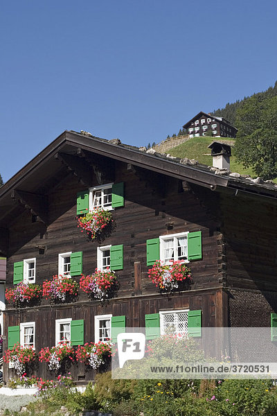 Walserhaus in Mittelberg Holzstrickbauweise - Kleinwalsertal - Vorarlberg - Allgäu