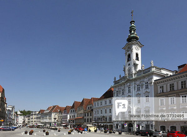 Stadtplatz mit Rathaus  Steyr  Oberösterreich  Österreich  Europa