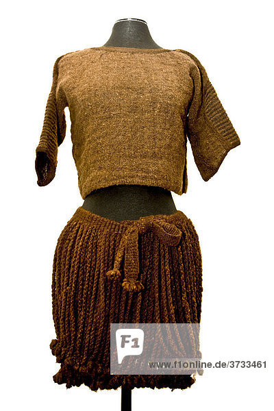 Replik von Kleidung aus der Bronzezeit