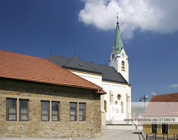 Kirche in Strani  Uherske Hradiske-Bezirk  Südmähren  Tschechische Republik  Europa