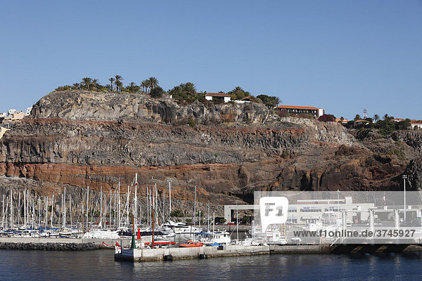 Hafen und Hotel Parador in San Sebasti·n de la Gomera  Kanaren  Kanarische Inseln  Spanien  Europa
