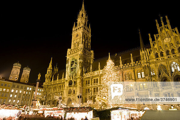 Weihnachtsmarkt München  Marienplatz  Bayern  Deutschland  Europa