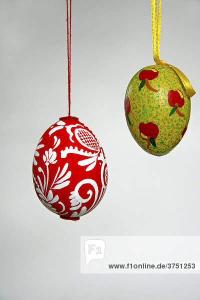 Hand-painted Easter eggs  folk art  Transylvania  Hungarian art