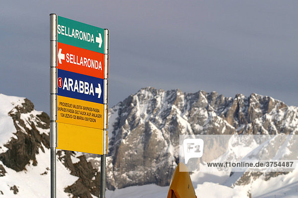Sign marking slopes at Canazei Ski Resort  Sellaronda  Dolomiti Superski  Fassa Valley  Trentino  Italy