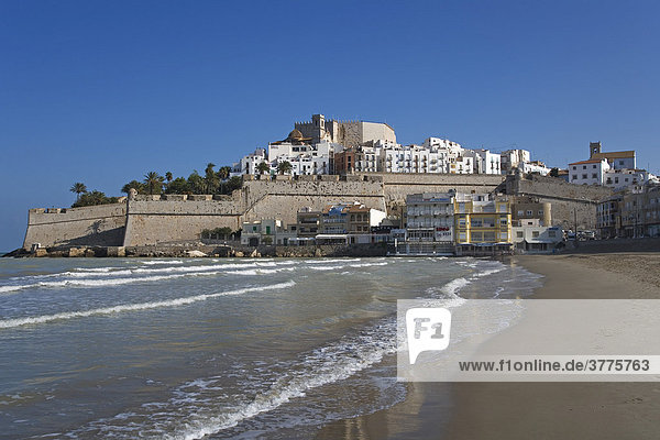 Beach and fortress of Peniscola  Costa Azahar  Spain  Europe