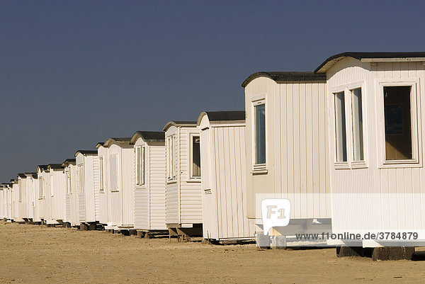 Typische Strandhäuser bei Blokhus nahe Lökken  Jütland  Dänemark
