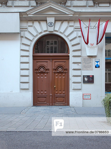 Eingang zu Sigmund Freuds Wohnhaus in der Berggasse 19  Wien  Österreich