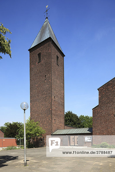 Kirche Maria-vom-Frieden  Dormagen  Nordrhein-Westfalen  Deutschland  Europa