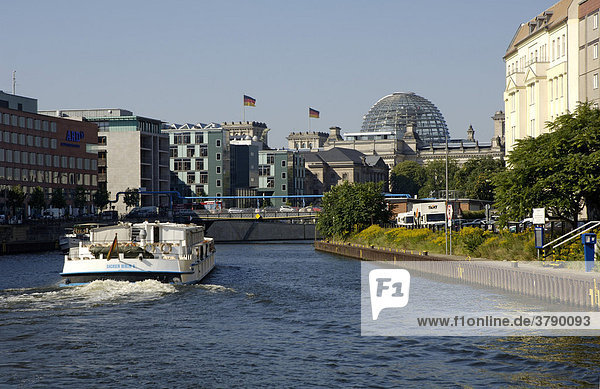 Boat for a trip on the river Spree through the neighbourhood of government  Berlin  Germany