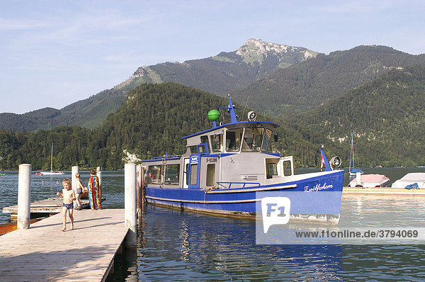 Excursion boat on lake Wolfgang at St. Gilgen - Salzburger Land - Salzkammergut - Austria