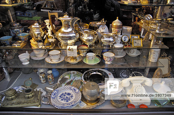 Antiquitätenladen in der Türkenstr. Schwabing  München  Bayern  Deutschland