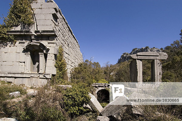 Termessos Nationalpark bei Antalya Türkei Antike Stadt Termessos Ausgrabungen am Gymnasion