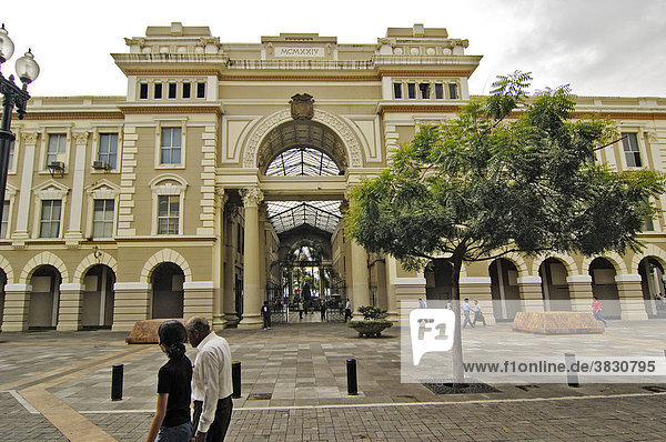 Muncipal palast in Guayaquil Ecuador Southamerica