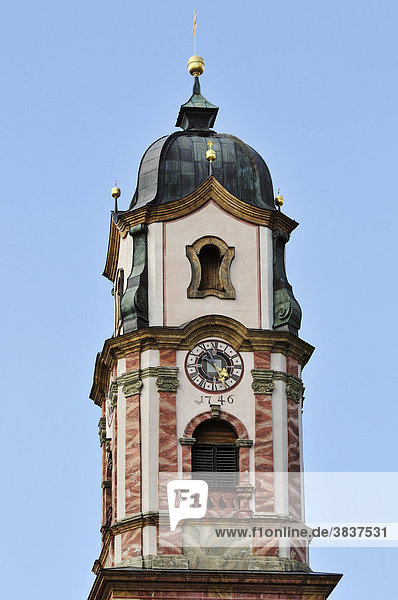 Kirchturmspitze von St. Peter und Paul  erbaut 1746  Mittenwald  Bayern  Deutschland  Europa