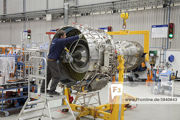 Rolls-Royce aircraft engine production  final assembly of V2500 engines for the Airbus A320 family  Dahlewitz  Blankenfelde-Mahlow  Brandenburg  Germany  Europe