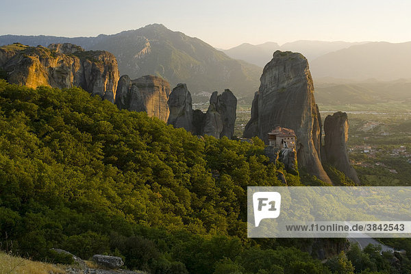 View of ancient monasteries  on conglomerate pinnacles and cliffs  UNESCO World Heritage Site  Meteora  Kalambaka  Thessaly  Greece  Europe