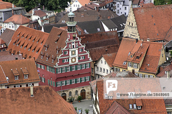 Altes Rathaus und Blick über die Dächer  Esslingen  Baden-Württemberg  Deutschland  Europa