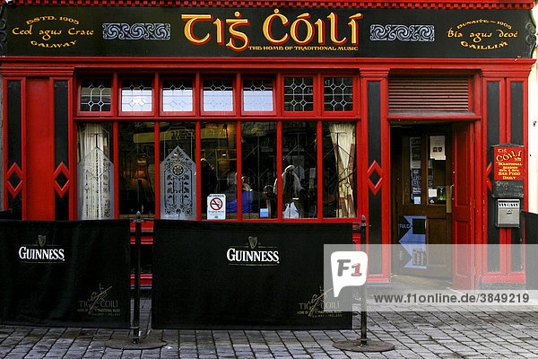 Tis Coili  Irish Pub  Bar  Stadt Galway  Republik Irland  Europa