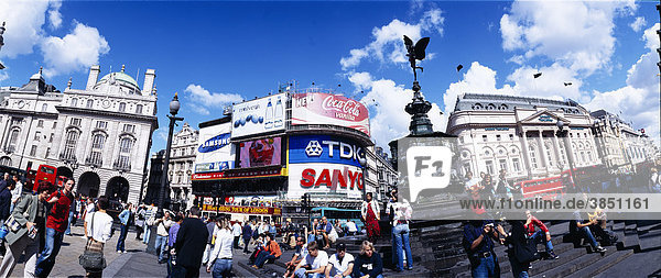 Piccadilly Circus  Eros Statue  London  England  United Kingdom  Europe